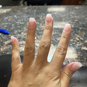 Red Nails And Spa - The length that I always get when I get my nails done works perfectly stays longer - Nail Salons Near Me - Richfield, Minnesota