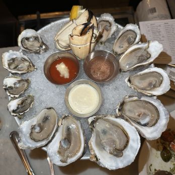 Neptune Oyster - Oysters - Seafood Near Me - Boston, Massachusetts Neptune Oyster - Oysters - Seafood Near Me - Boston, Massachusetts