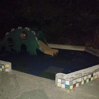 Linden Park - Playgrounds Near Me - Oakland, California Linden Park - Playgrounds Near Me - Oakland, California