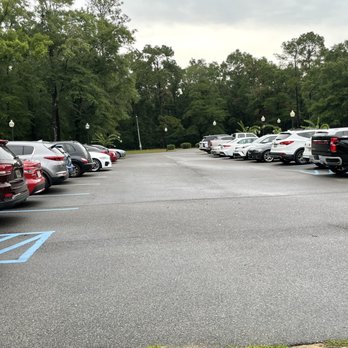 Steele Creek Lodge - Parking lot - Lakes Near Me - Satsuma, Alabama Steele Creek Lodge - Parking lot - Lakes Near Me - Satsuma, Alabama