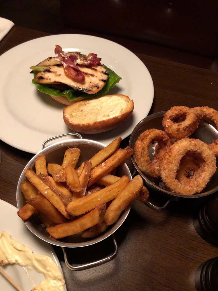 XO BURGERS AND STEAKS 25 Photos & 35 Reviews Axeltorv 3, København