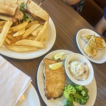Denny's - Cali Club Sandwich and 55+ salmon - American Near Me - El Monte, California