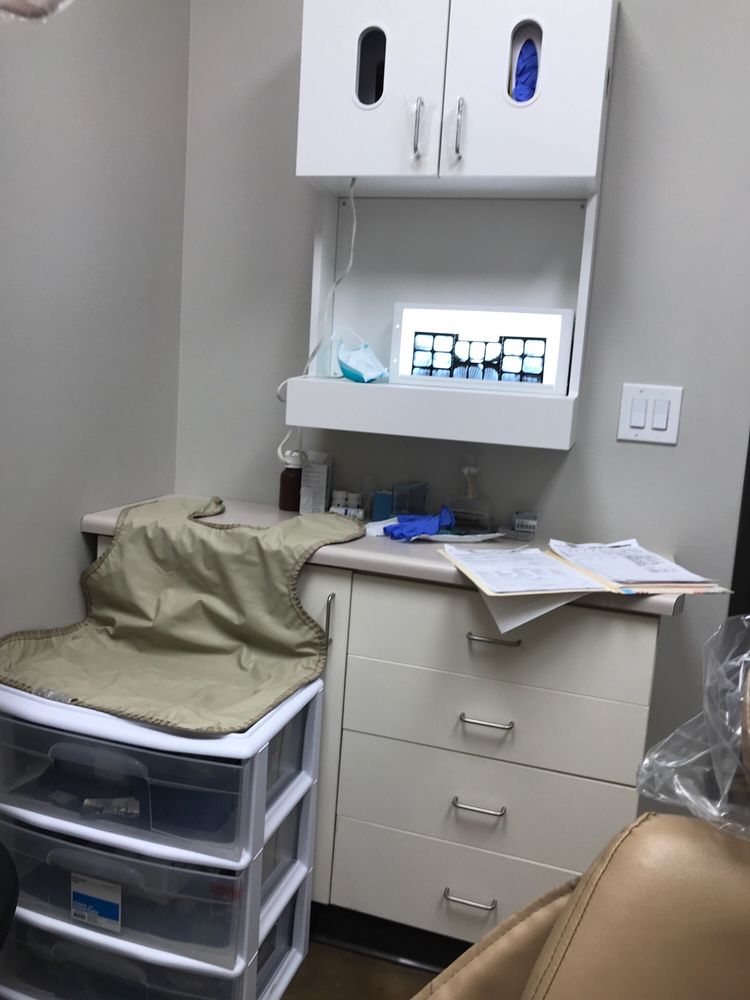 ABSOLUTE DENTAL ALIANTE 101 Reviews General Dentistry 3040 W