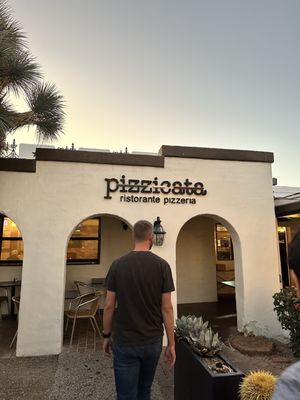 Pizzicata Carefree Pizzeria Ristorante by null