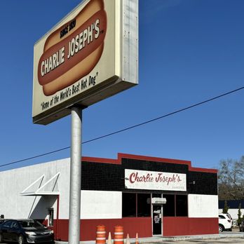Charlie Joseph's - the outside of a restaurant - Burgers Near Me - Lagrange, Georgia