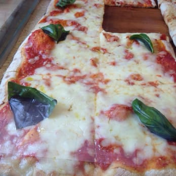 Zizzi Pizza - Margherita pizza. - Pizza Near Me - Rome, RM Zizzi Pizza - Margherita pizza. - Pizza Near Me - Rome, RM