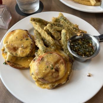 The Black Cat - New American Near Me - Bellingham, Washington