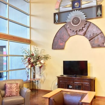 Inn at Port Gardner-Everett Waterfront, Ascend Hotel Collection - Lobby - Inn at Port Gardner - Hotels Near Me - Everett, Washington Inn at Port Gardner-Everett Waterfront, Ascend Hotel Collection - Lobby - Inn at Port Gardner - Hotels Near Me - Everett, Washington