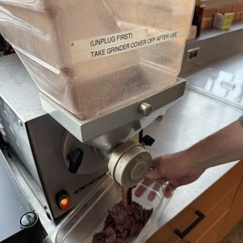 Dandelion Chocolate - Chocolate making class - Chocolatiers & Shops Near Me - San Francisco, California Dandelion Chocolate - Chocolate making class - Chocolatiers & Shops Near Me - San Francisco, California