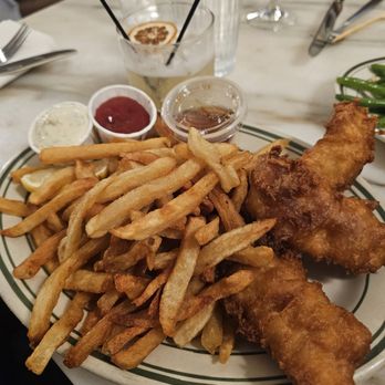 Old John's Diner - Fish and chips - Diners Near Me - New York, New York