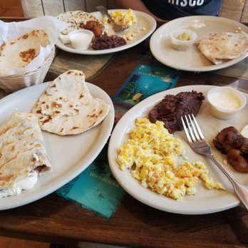 Paseo Catracho - Baleadas and desayunos típicos... Yuuuum! - Honduran Near Me - Miami, Florida Paseo Catracho - Baleadas and desayunos típicos... Yuuuum! - Honduran Near Me - Miami, Florida