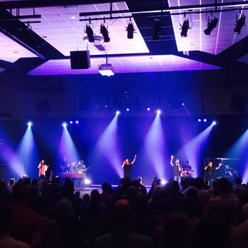 Crossroads Church - Churches Near Me - Woodbury, Minnesota