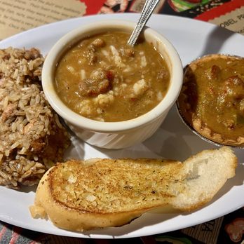 Boudreau & Thibodeau's Cajun Cookin' - Jambalaya, seafood gumbo, crawfish pie - Cajun/Creole Near Me - Houma, Louisiana