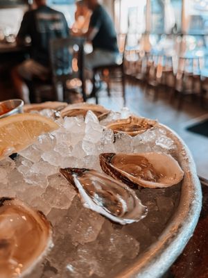 Pearlz Oyster Bar by null