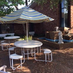 St. Andrew's at Francis Place - Courtyard and fountain that everyone can enjoy.