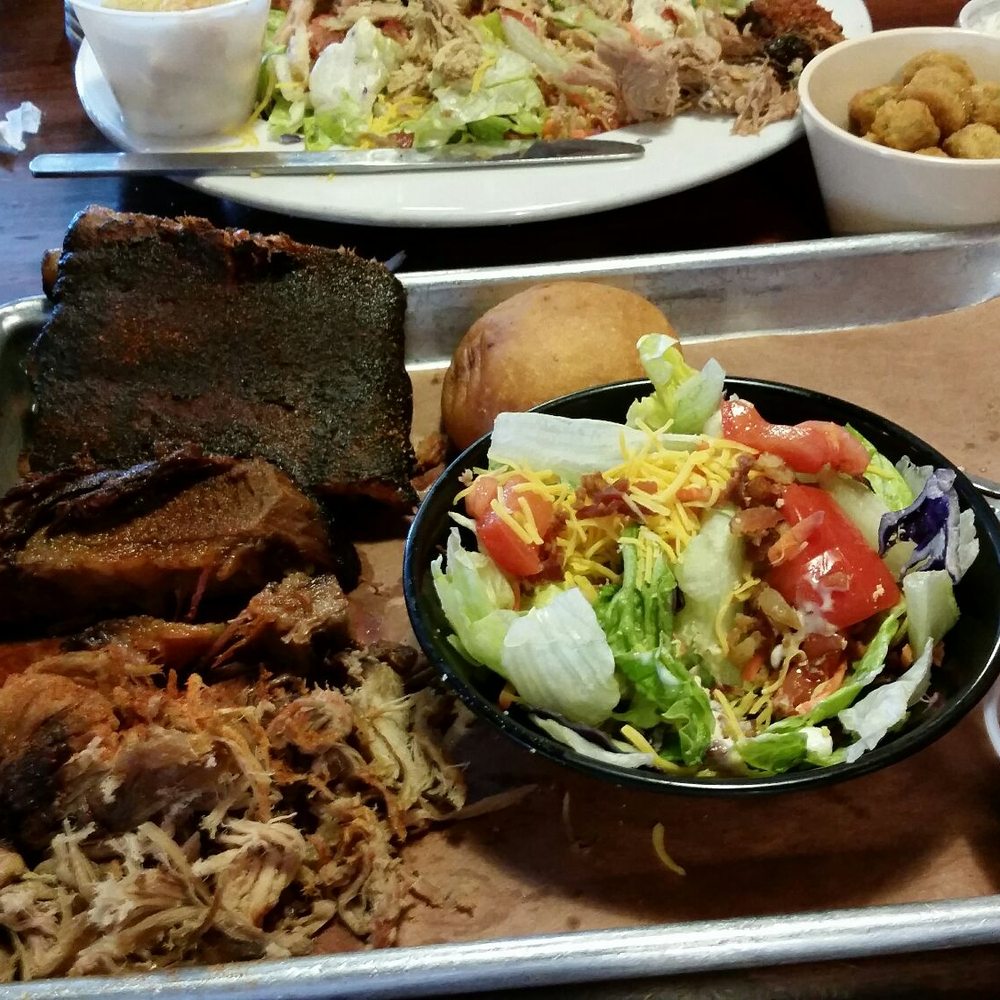 Delta Q - 3 piece sampler plater - Barbeque Near Me - Forrest City, Arkansas Delta Q - 3 piece sampler plater - Barbeque Near Me - Forrest City, Arkansas