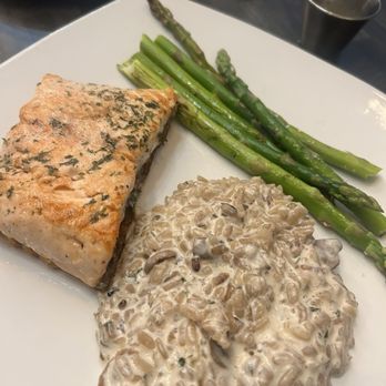 FUMO Restaurant & Bar - Salmon - Breakfast & Brunch Near Me - Incline Village, Nevada
