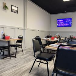 Cully's Restaurant - New look dining area