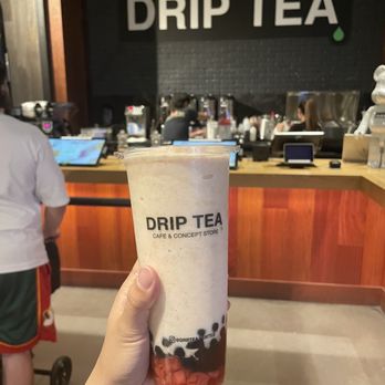 Drip Tea - strawberry shortcake smoothie - Bubble Tea Near Me - Bellevue, Washington