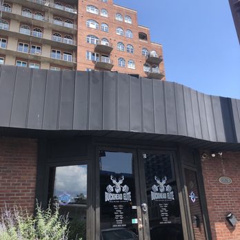 Cryo Elite Therapy - Gym entrance - Cryotherapy Near Me - Atlanta, Georgia