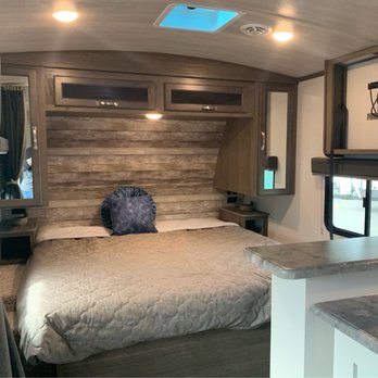 Curtis Trailers - Beaverton - RV Dealers Near Me - Aloha, Oregon