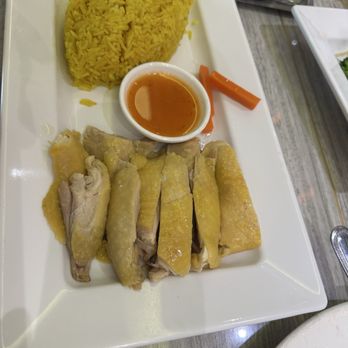 Calgary Court Restaurant - Chinese Near Me - Calgary, Alberta