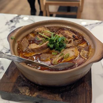 XPP Claypot - Celtuce & Braised pork intestines - Chinese Near Me - Cupertino, California