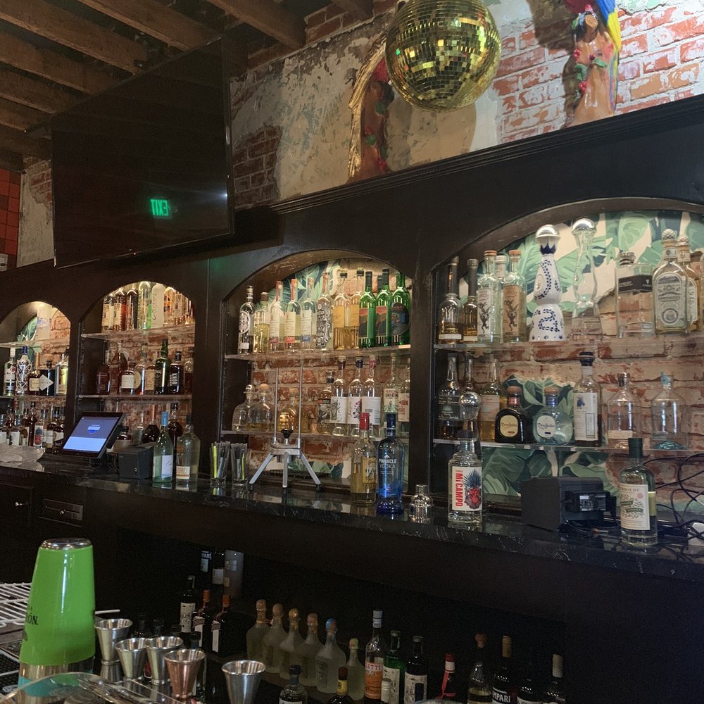 HOLIDAY BAR - Bars Near Me - Los Angeles, California