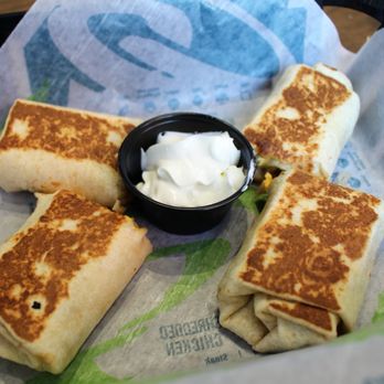 Taco Bell - Me and the homies eating fire burritos - Fast Food Near Me - Boerne, Texas