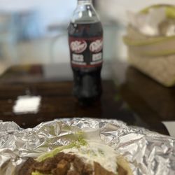 Zona Fresh - Steak Taco flour tortilla with guacamole and sour cream