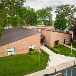 Toledo Lucas County Public Library - Holland