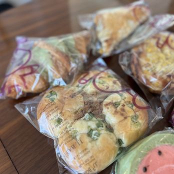 JJ Bakery - - Satay & pork floss bun - Matcha Croissant - Chicken pie - Bakeries Near Me - Torrance, California JJ Bakery - - Satay & pork floss bun - Matcha Croissant - Chicken pie - Bakeries Near Me - Torrance, California
