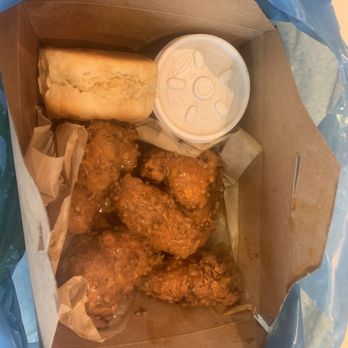 Ikonic Wings - Unforgettable Combo + Drink - Chicken Wings Near Me - Lacey, Washington