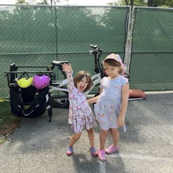 Offbeat Bikes - Happy girls with our bike!