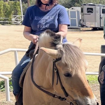 Monteverde Ranch Equestrian Center - Horseback Riding Near Me - Sylmar, California
