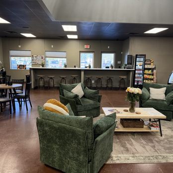 Brentwood Eats - Dining area - Delis Near Me - Punta Gorda, Florida