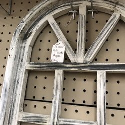 The Rose Antique Mall & Flea Market - Windows frame