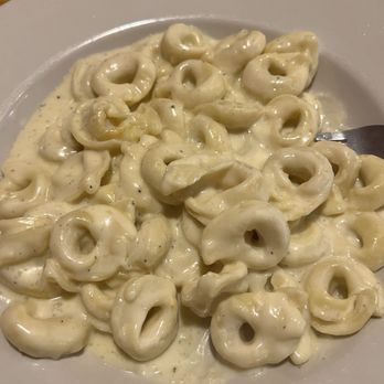 Fontana Italian Restaurant - Tortellini Alfredo - Italian Near Me - Moore, Oklahoma Fontana Italian Restaurant - Tortellini Alfredo - Italian Near Me - Moore, Oklahoma