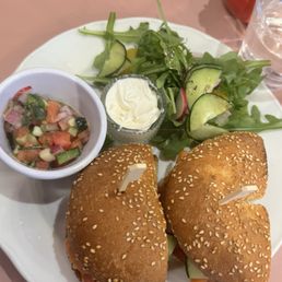 SMOKED SALMON BAGEL SMOKED SALMON BAGEL