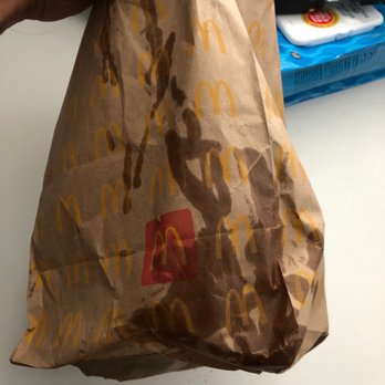 McDonald's - Grease from my double quarter pounder, that completely soaked my bun leaking through the box and bag. No bueno y'all. - Fast Food Near Me - Cape Coral, Florida McDonald's - Grease from my double quarter pounder, that completely soaked my bun leaking through the box and bag. No bueno y'all. - Fast Food Near Me - Cape Coral, Florida
