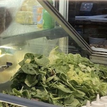 Mr  Moes Deli - Fresh lettuce daily. 01/14/22 - Delis Near Me - New York, New York
