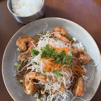 Ocha Thai Restaurant - Tamarind Shrimp - dinner - Thai Near Me - Candler, North Carolina
