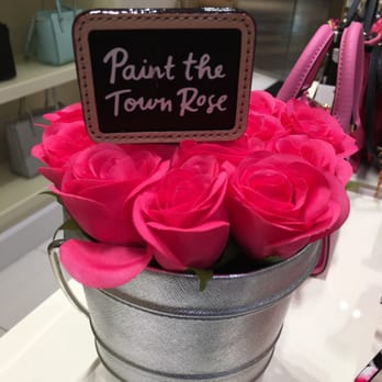 kate spade new york - This bucket of roses is actually a purse! No I did not buy it - Accessories Near Me - Calgary, Alberta