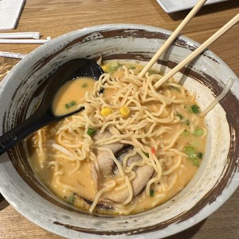 Genki Ramen Izakaya - Spicy Tonkotsu Ramen - Ramen Near Me - Cincinnati, Ohio Genki Ramen Izakaya - Spicy Tonkotsu Ramen - Ramen Near Me - Cincinnati, Ohio