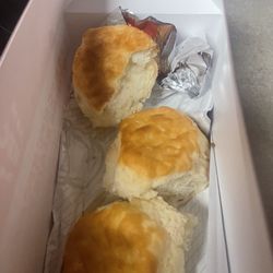 KFC - 3 1/2 biscuits instead of four whole biscuits