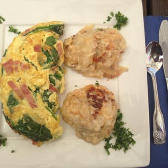Cafe Laurent - make your own omelette: spinach, turkey bacon, and Swiss with potatoes gratin. Check-In and get free latte with omelette! - French Near Me - Mar Vista, California