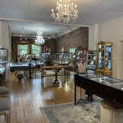 Belinda Wickwire Jewelry - Store interior