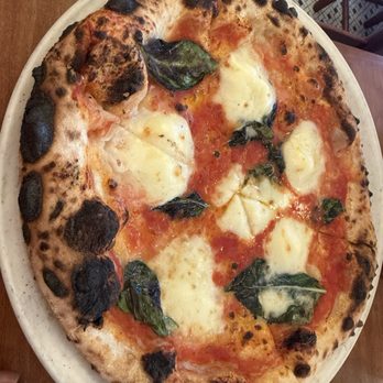 2 Amys Neapolitan Pizzeria - Margherita Pizza - Pizza Near Me - Washington, DC, District of Columbia