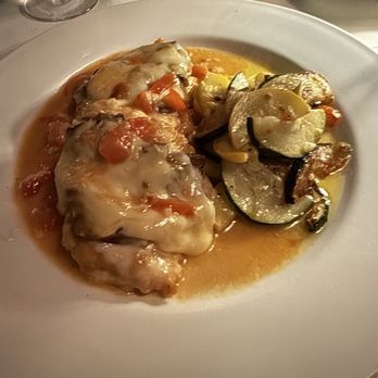Peppe's Apt 2 - Italian Near Me - Kirkwood, Missouri