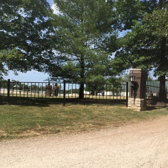 Ridgefield Arena - Horseback Riding Near Me - Ballwin, Missouri